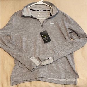 NWT NIKE 1/4 zip dri fit therma!
